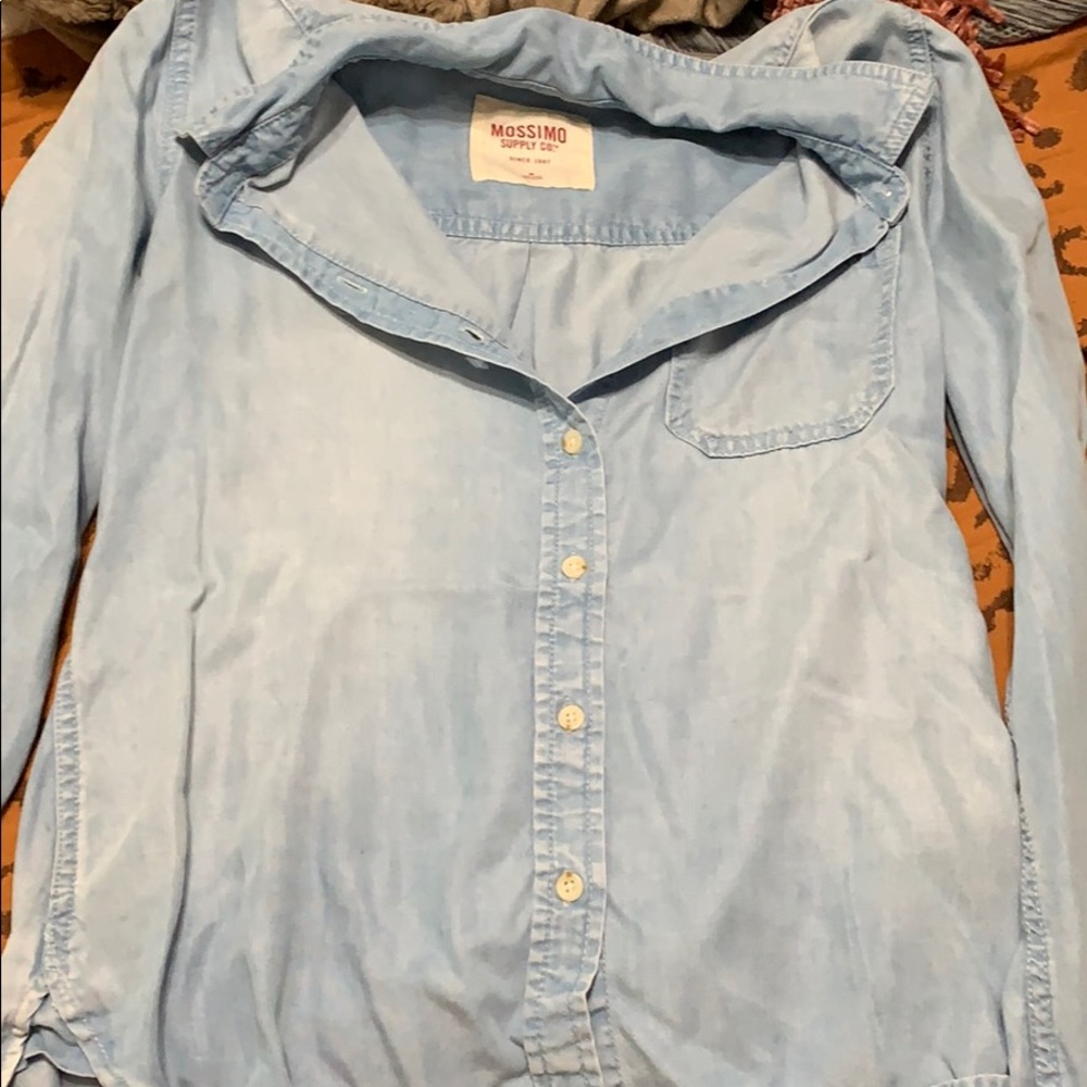 Size Medium Chambray Shirt